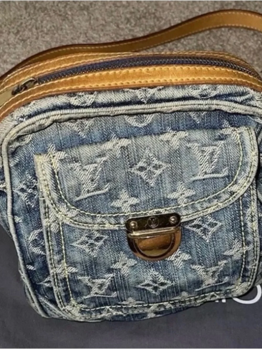 💕Louis Vuitton Monogram Denim Camera Bag Crossbody